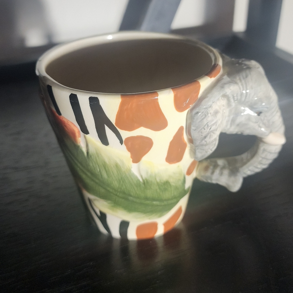 Elephant coffee‎ mug